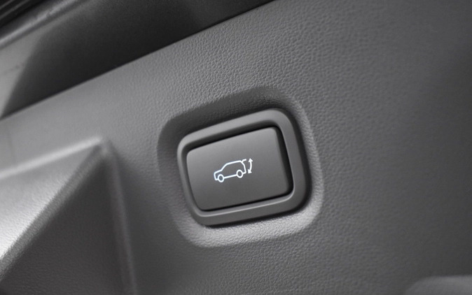 Hyundai IONIQ 5 cena 225000 przebieg: 1, rok produkcji 2022 z Brwinów małe 352